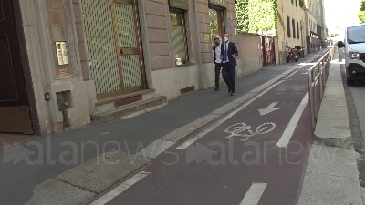 Scene from L'Inter festeggia lo scudetto in un locale a Milano