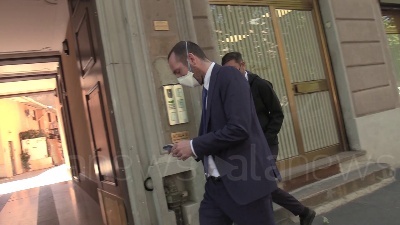 Scene from L'Inter festeggia lo scudetto in un locale a Milano