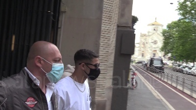 Scene from L'Inter festeggia lo scudetto in un locale a Milano