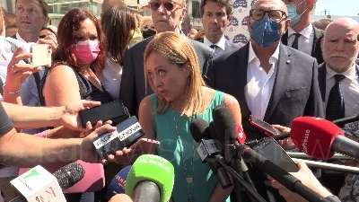 Scene from Mps, Meloni: "Vicenda vergognosa e da Terzo mondo"