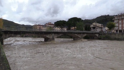 Scene from Maltempo, esonda il Sieve: anche l'Arno  sotto osservazione