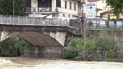 Scene from Maltempo, esonda il Sieve: anche l'Arno  sotto osservazione