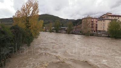 Scene from Maltempo, esonda il Sieve: anche l'Arno  sotto osservazione