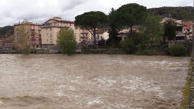 Scene from Maltempo, esonda il Sieve: anche l'Arno  sotto osservazione