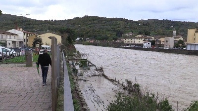 Scene from Maltempo, esonda il Sieve: anche l'Arno  sotto osservazione