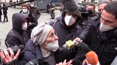 Scene from Draghi, Bonino: "Lega? Dovranno cambiare le felpe"