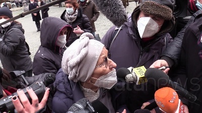 Scene from Draghi, Bonino: "Lega? Dovranno cambiare le felpe"