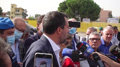 Scene from Open Arms, Salvini: "Perdita di tempo e di denaro pubblico"