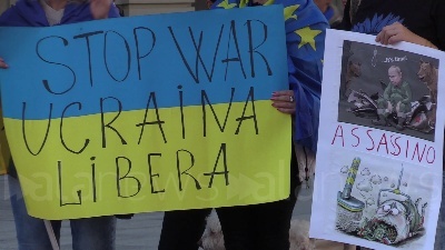 Scene from Ucraina, la piazza di Torino contro Milano e Roma per chiedere invio armi