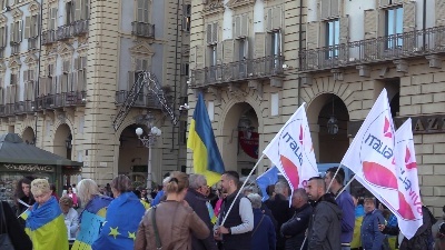 Scene from Ucraina, la piazza di Torino contro Milano e Roma per chiedere invio armi