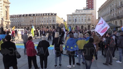 Scene from Ucraina, la piazza di Torino contro Milano e Roma per chiedere invio armi