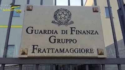 Scene from Napoli, truffa con bonus edilizi: maxi sequestro da 772 milioni