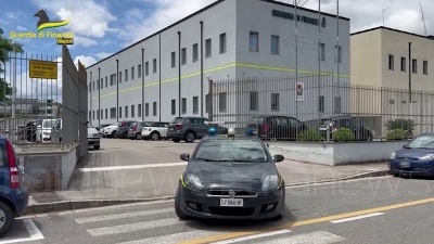 Scene from Napoli, truffa con bonus edilizi: maxi sequestro da 772 milioni