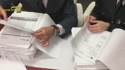 Scene from Napoli, truffa con bonus edilizi: maxi sequestro da 772 milioni