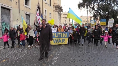 Scene from Ucraina, corteo sfila per le strade di Roma