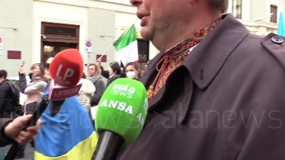 Scene from Ucraina, corteo sfila per le strade di Roma
