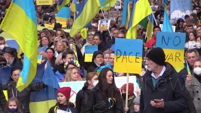 Scene from Ucraina, corteo sfila per le strade di Roma