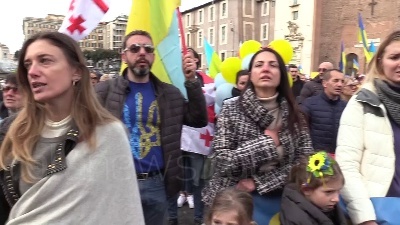 Scene from Ucraina, corteo sfila per le strade di Roma