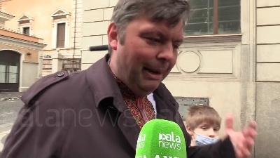 Scene from Ucraina, corteo sfila per le strade di Roma
