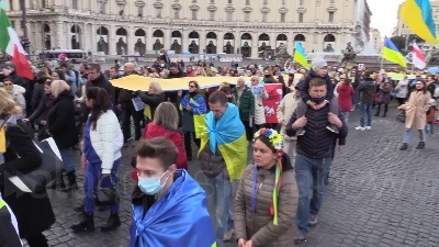 Scene from Ucraina, corteo sfila per le strade di Roma