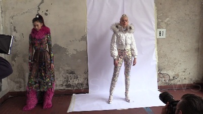 Scene from Milano Fashion Week, Byblos presenta linea ispirata all'aurora boreale