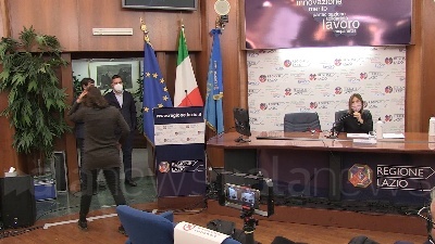 Scene from Violenza donne: "panchina rossa"  in sede giunta Regione Lazio