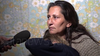 Scene from Casalbruciato, la mamma: "Abbiamo paura me ne voglio andare"