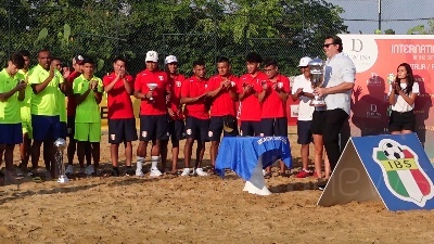 Scene from Beach soccer, la tappa International in Sicilia va alla Francia