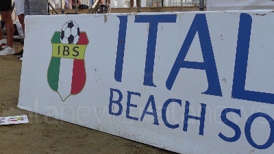 Scene from Beach soccer, la tappa International in Sicilia va alla Francia