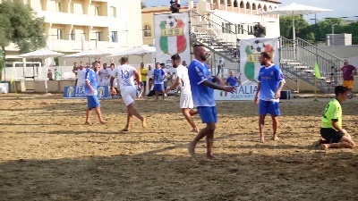 Scene from Beach soccer, la tappa International in Sicilia va alla Francia