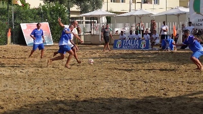 Scene from Beach soccer, la tappa International in Sicilia va alla Francia
