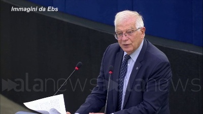 Scene from Afghanistan, Borrell: "Situazione drammatica, serve impegno con Talibani"