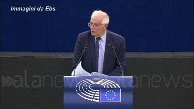 Scene from Afghanistan, Borrell: "Situazione drammatica, serve impegno con Talibani"