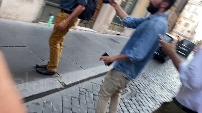 Scene from M5s, Conte arriva nella sede del Movimento per partecipare al Consiglio nazionale