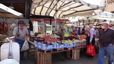 Scene from Palermo, apre il primo mercato coperto a Ballarò