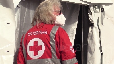 Scene from Milano, partito il primo treno 'Covid-free' per Roma: "Viaggiamo in sicurezza"