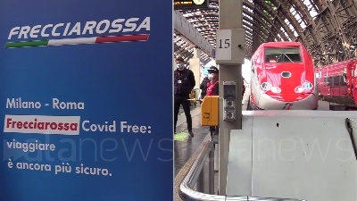 Scene from Milano, partito il primo treno 'Covid-free' per Roma: "Viaggiamo in sicurezza"