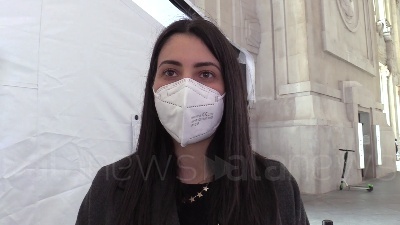 Scene from Milano, partito il primo treno 'Covid-free' per Roma: "Viaggiamo in sicurezza"