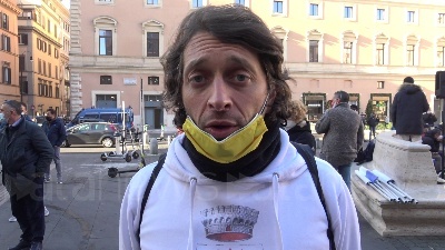 Scene from Mondo dell'ospitalità in protesta a Roma: "Non abbiamo certezze"