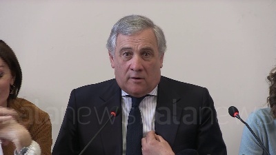 Scene from Tajani: "Governo in Parlamento per Guaidò presidente del Venezuela"