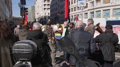 Scene from Milano, presidio sotto Assolombarda contro le morti sul lavoro