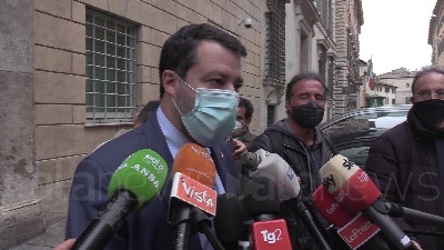 Scene from Coprifuoco, Salvini: "Lega porta avanti battaglie giuste. Oggi vittoria di milioni di italiani"