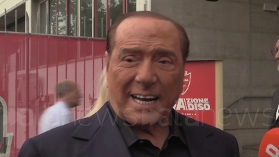 Scene from Monza, Berlusconi: "Quello che sta accadendo è emozionante"
