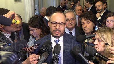Scene from Gregoretti, Faraone: "No a Salvini eroe e condannato"