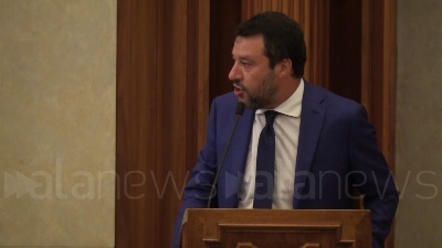Scene from Fontana, Salvini: "La ricchezza non è una parolaccia"