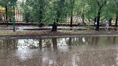 Scene from Maltempo Milano, allagamenti e disagi anche in via Legnano