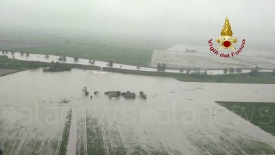 Scene from Maltempo e danni in Emilia Romagna, oltre 60 interventi dei vigili del fuoco