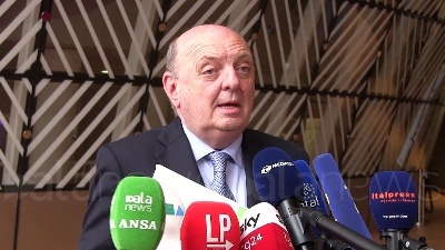 Scene from Auto, L'Italia si astiene dal voto in Consiglio Energia dell'Unione europea