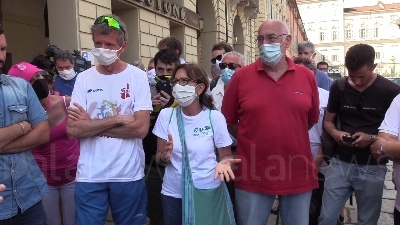 Scene from Torino, il mondo dello sport in piazza: "Focolai scoppiano se ci lasciate chiusi"