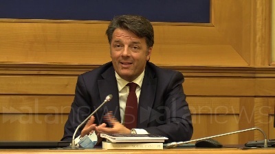 Scene from Governo, Renzi: "Deve essere più concreto, facciamo tutti il tifo per Conte"